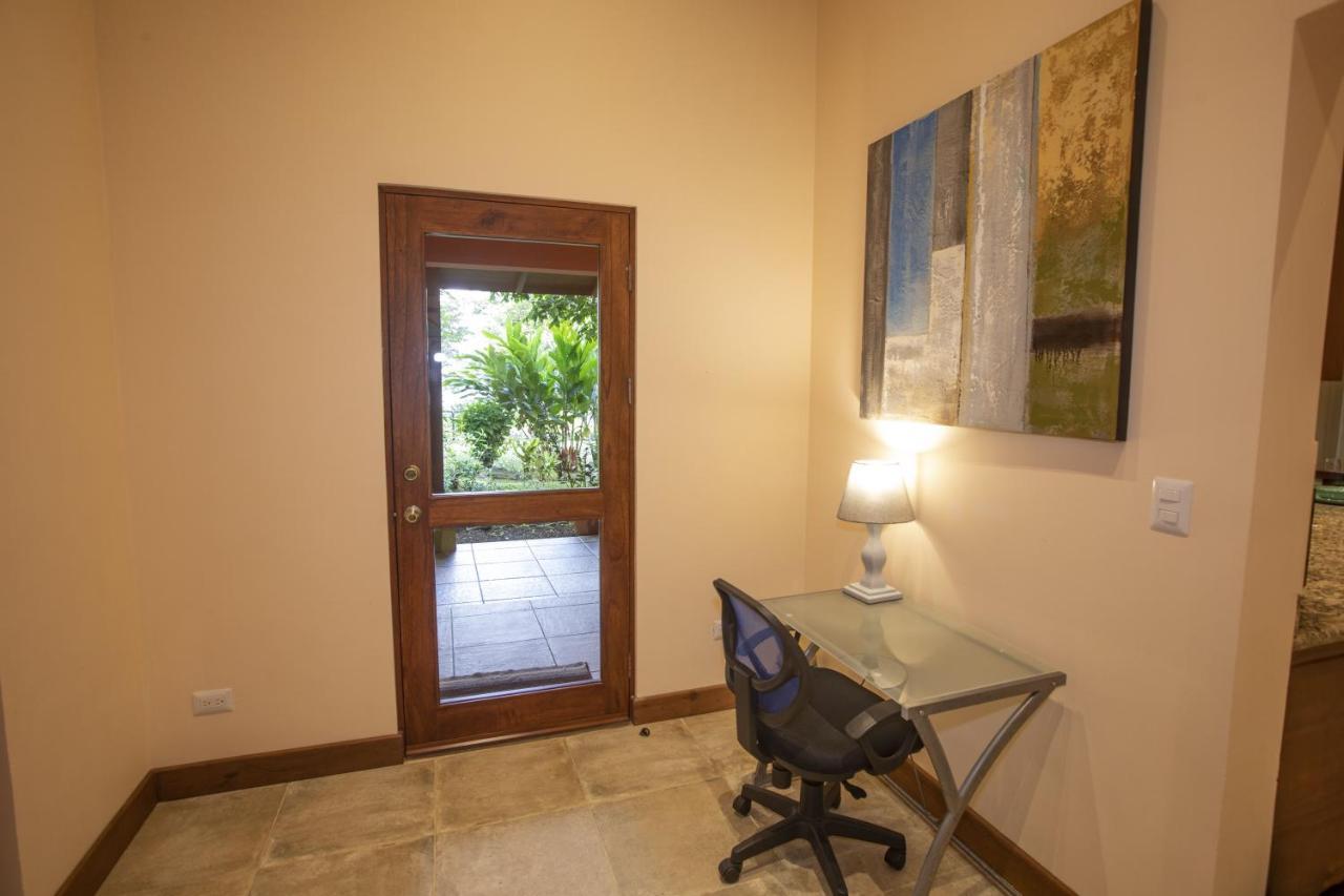 "Hana'S Celeste Retreat" Large Modern Villa Sleeps 6 On 20 Acres Of Nature! บิฆากัว ภายนอก รูปภาพ