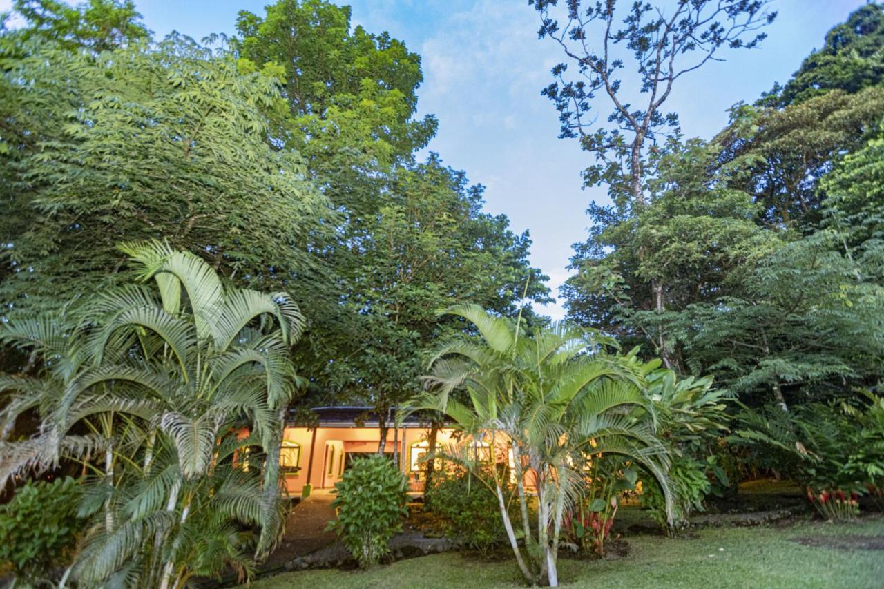 "Hana'S Celeste Retreat" Large Modern Villa Sleeps 6 On 20 Acres Of Nature! บิฆากัว ภายนอก รูปภาพ